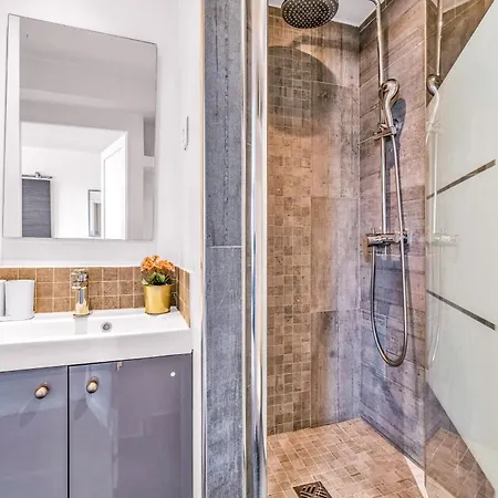 Vue Tour Eiffel Appartement