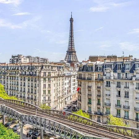 Appartement Vue Tour Eiffel *